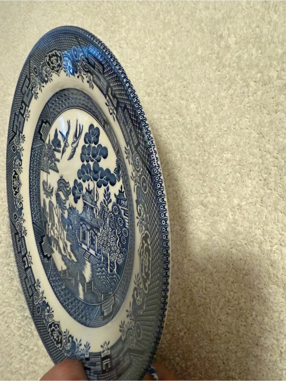 Vintage Churchill England 10 1/4” dinner plate - Blue Willow Pattern